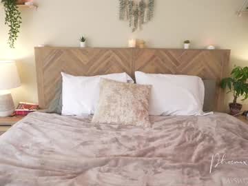 phoenix_taylor's chat room