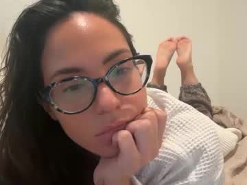 pollyyypocket's chat room