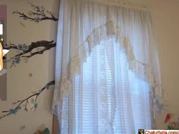 aliceriverscam's chat room