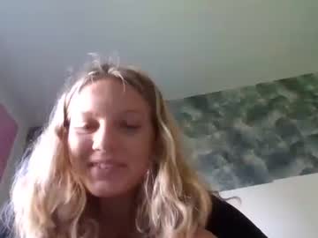 glowandsmoke's chat room