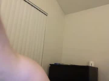 tinytittytia's chat room