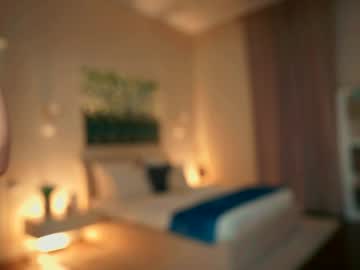 newchloe18's chat room