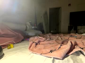 myspecsquirt4u1on1's chat room