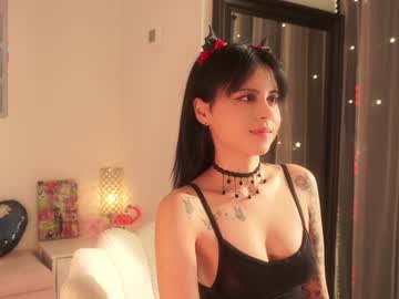 mysticxkitty's chat room