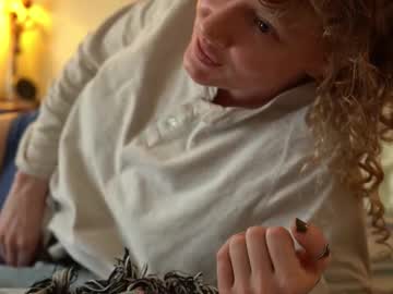 sistinehashands's chat room