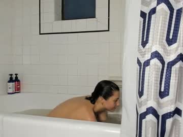 babywolfies's chat room