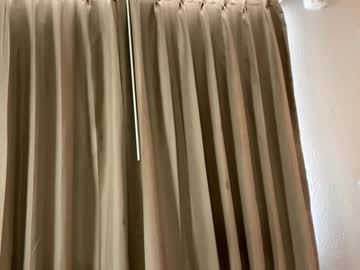 deepthroatqueen33's chat room