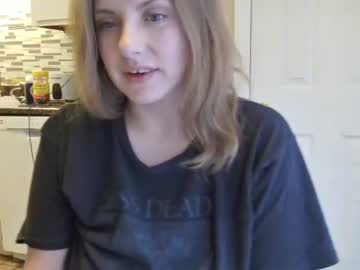 tinywithtiddies's chat room