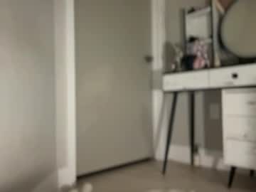 _natycutei19's chat room