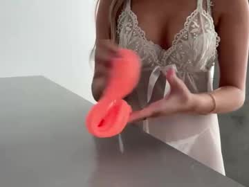 summerclarkee's chat room