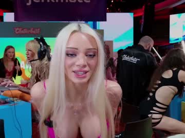 bunnydollstella's chat room