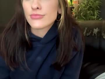 aliciacolette123's chat room