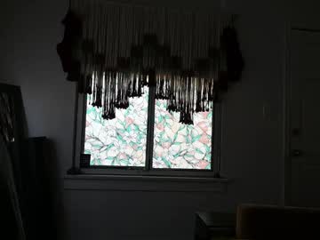 lilithoftrees's chat room