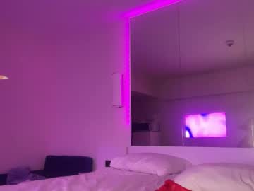 hiddenblossom's chat room