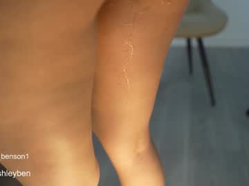 ashley_benson1's chat room