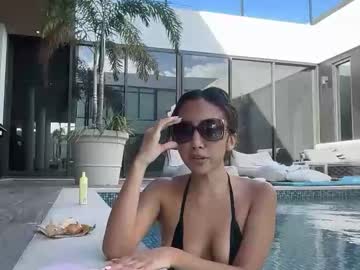 dollyrhodesss's chat room