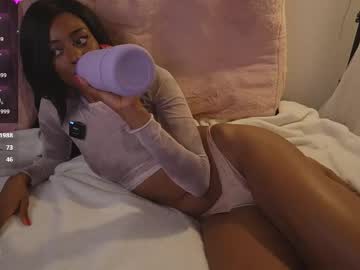 jada_valentine's chat room