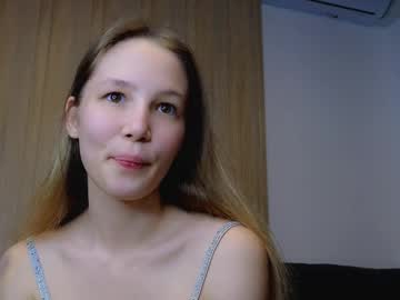 charming_evaa's chat room