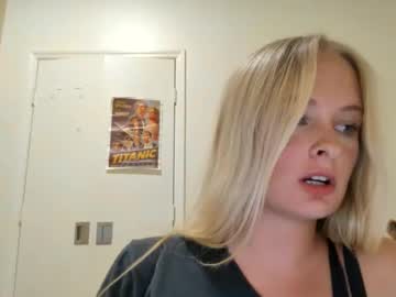 lunaskyexo's chat room