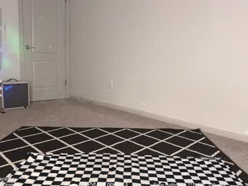 petitebrat's chat room