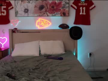 ari_lovexo's chat room