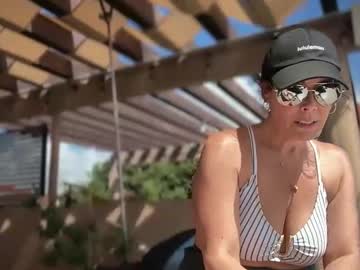 sayplsgdgrl's chat room