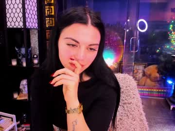 alma_pearl's chat room