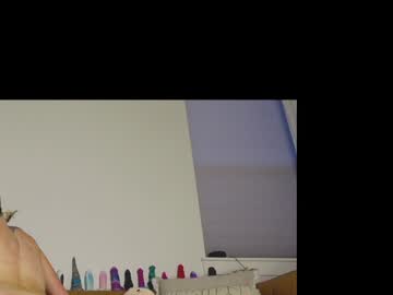 taylor_love_303's chat room