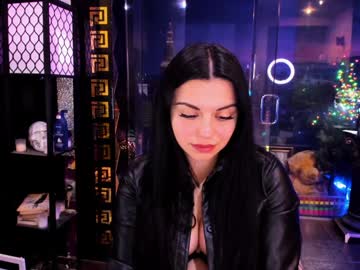 alma_pearl's chat room