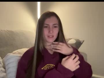 laylahlaylah1's chat room