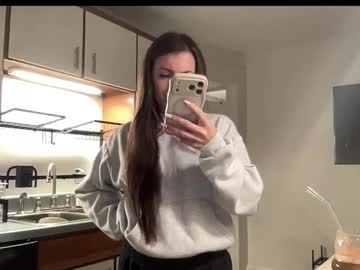 laylahlaylah1's chat room