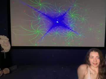 kendallmonroee's chat room