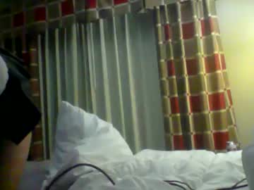 weluvwoman84's chat room