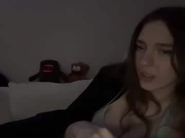 lunasnows's chat room