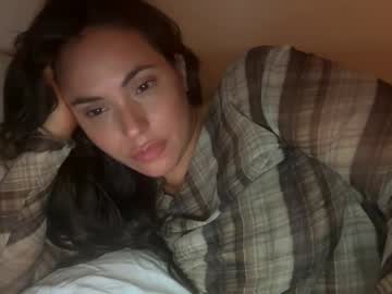 pollyyypocket's chat room