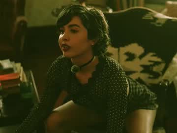 thecamwoman's chat room