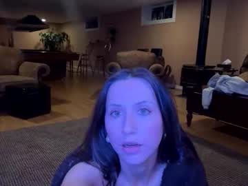 luvisabellaxox's chat room