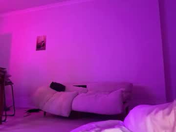 chloeros3e's chat room