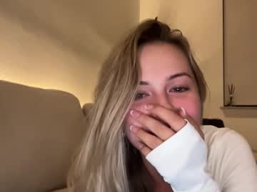 luvaimee's chat room