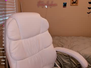 natalliyanova's chat room