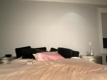 miamoorexo's chat room