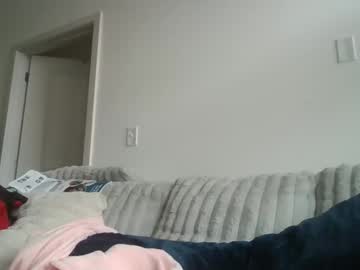 parisbaby2000's chat room