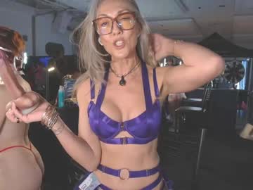 sunnie_dayz's chat room