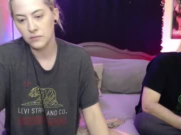 foxymalloryknoxy69's chat room