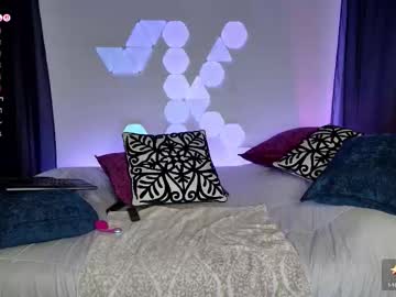 katie_kross_'s chat room