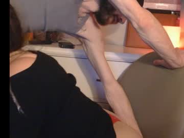 lovefuckingnsucking's chat room