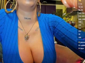 sofiequeen_'s chat room