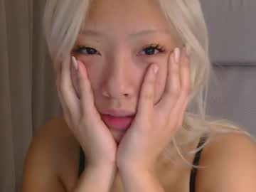 vivianwinters's chat room