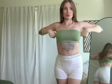 emma_ruby's chat room