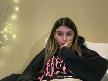 clairewalkerrr's chat room